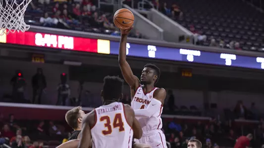 Chimezie Metu