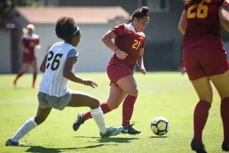 Alex Anthony 2017 vs. UC Irvine 8-11