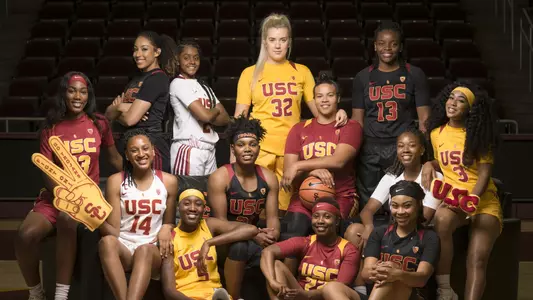 The 2018-19 USC women's basketball team poses for a preseason photo.