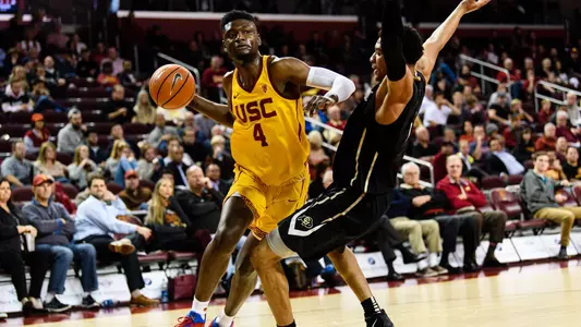 Chimezie Metu