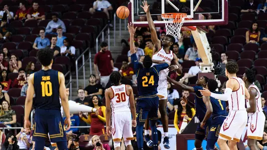 Chimezie Metu