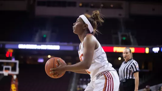 Aliyah Mazyck spots up for a 3-pointer