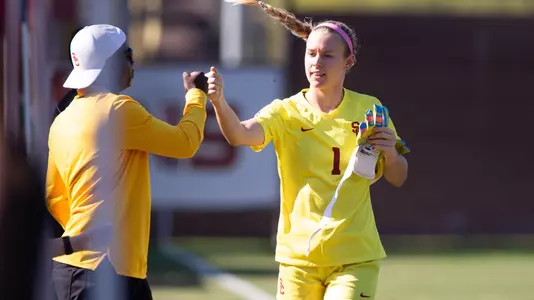 Kaylie Collins, Keidane McAlpine