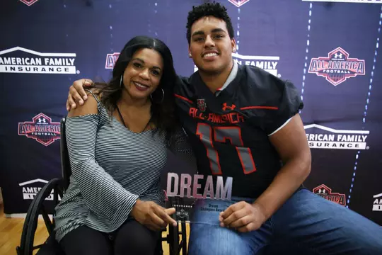 Alijah Vera-Tucker and mom