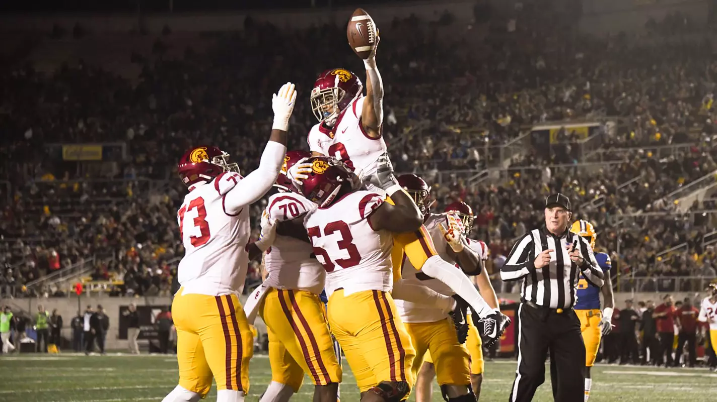 USC Trojans receiver Amon-Ra St. Brown celebrates vs. California Golden Bears