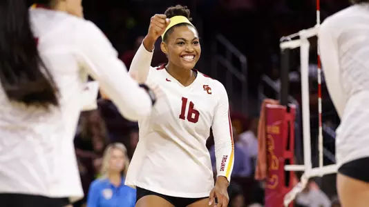 Khalia Lanier celebrates