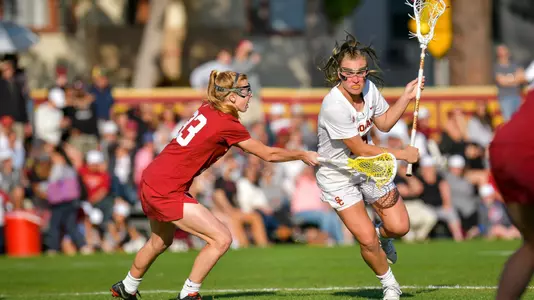 USC sophomore midfielder Kelsey Huff