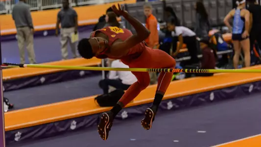 Earnest Sears at Clemson indoors
