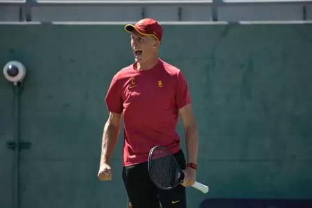 Tanner Smith celebrates his clinching win vs. Oregon