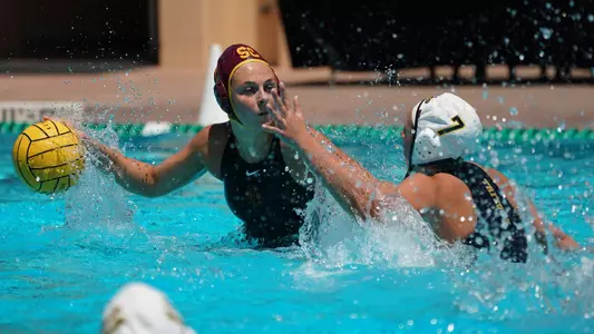 Denise Mammolito scores her 100th career goal during the NCAA Quarterfinals
