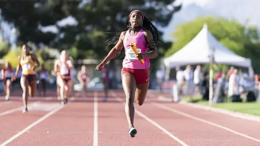 TeeTee Terry finished SR in 4x100m at Pac-12s