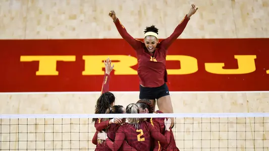 Khalia Lanier celebrates a point