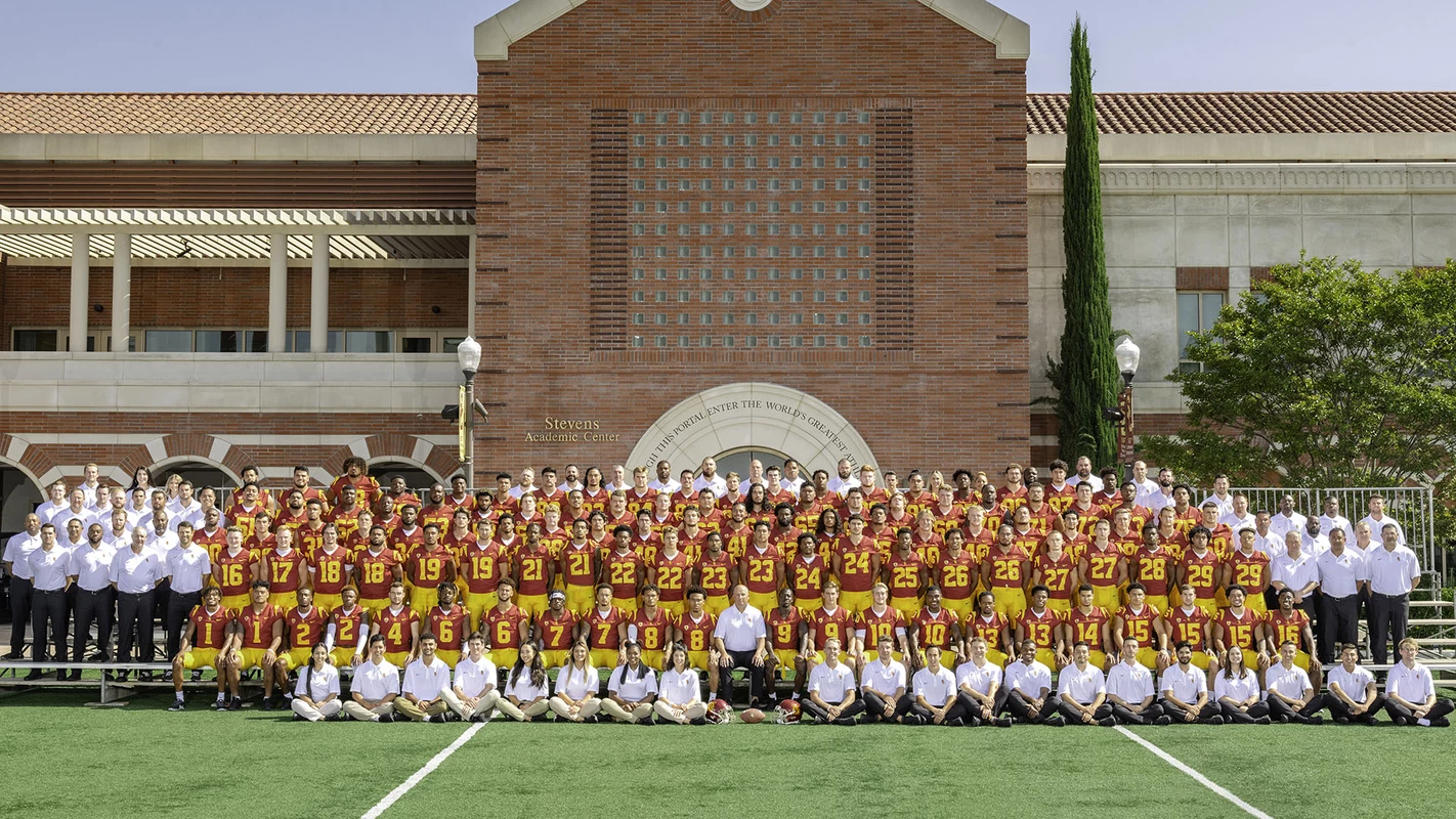 2019 USC Trojans Football Team Photo