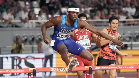 Rai Benjamin in 400m H final at Worlds