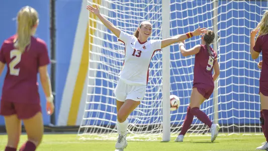 Tara McKeown — USC Trojans Soccer