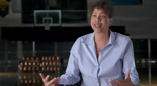 Cheryl Miller talks about USC basketball for the HBO Documentary Women of Troy