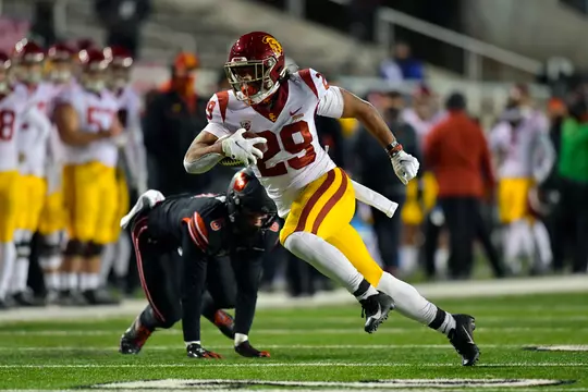 Vavae Malepeai running vs. Utah