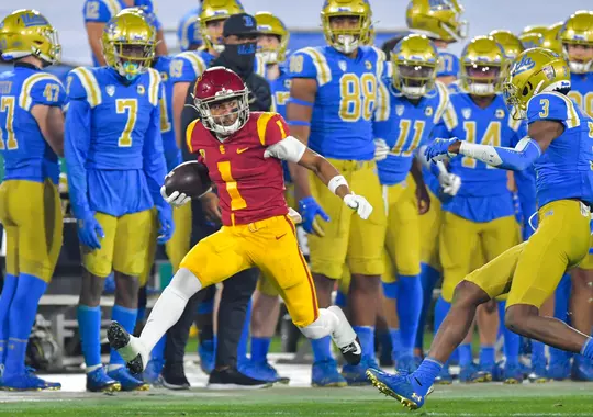 Gary Bryant Jr.'s 56-yard kickoff return