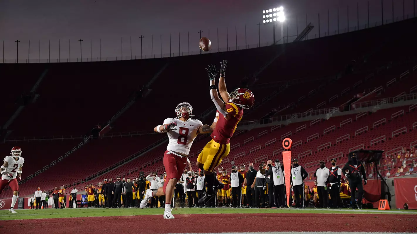 Amon-Ra St. Brown - USC Trojans Football