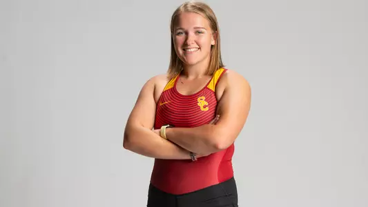 Clare Widzgowski - USC Trojans Rowing