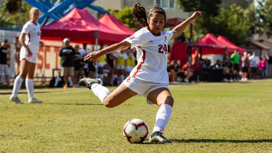 Savianna Gomez - USC Trojans Soccer