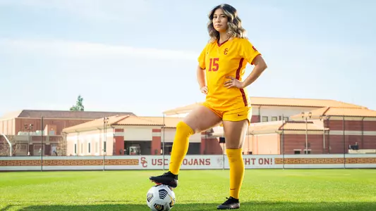 Alexa Gonzalez - USC Trojans Soccer