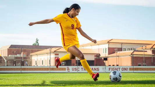Angeles Escobar - USC Trojans Soccer