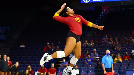 Mia Tuaniga serves