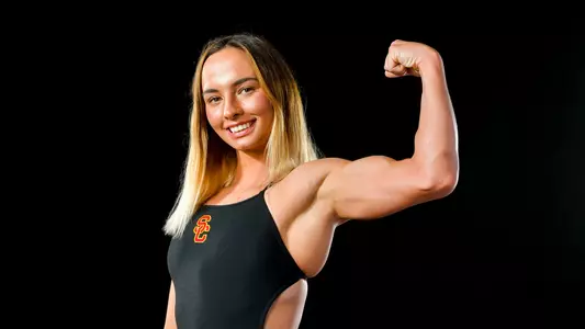 Calypso Sheridan - USC Trojan's Women's Swimming and Diving