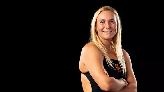 Hallie Kinsey - USC Trojan's Women's Swimming and Diving