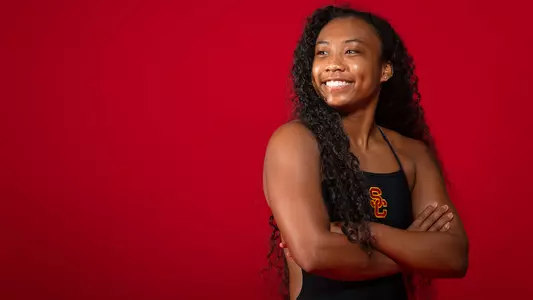 Nike Agunbiade - USC Trojans Women's Swim and Dive
