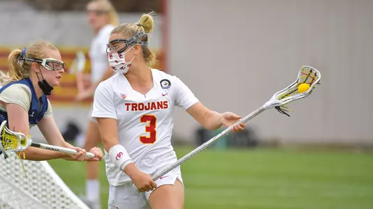 Erin Bakes carries the ball