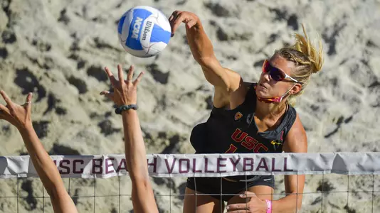 Tina Graudina attacks