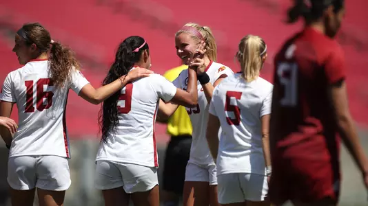 Angeles Escobar, Lily Perryman, team