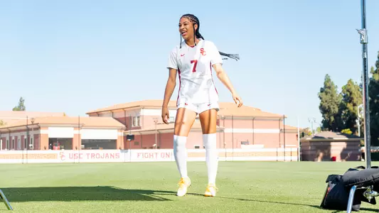 Croix Bethune - USC Trojans Women's Soccer