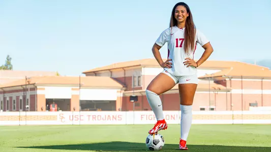 Izzy Kimberly - USC Trojans Women's Soccer