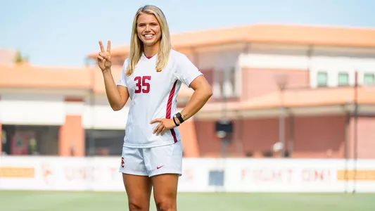 Lily Perryman - USC Trojans Women's Soccer
