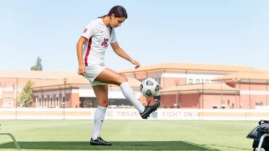 Madeline Vergura - USC Trojans Women's Soccer