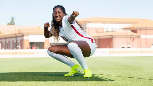 Olufolasade Adamolekun - USC Trojans Women's Soccer