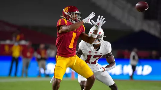 USC Trojans Football wide receiver Gary Bryant Jr. catches pass against Stanford Cardinal