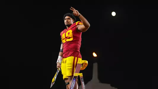 Tuli Tuipulotu - USC Trojans Football
