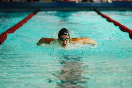 USC women's swim - Alice Waldow