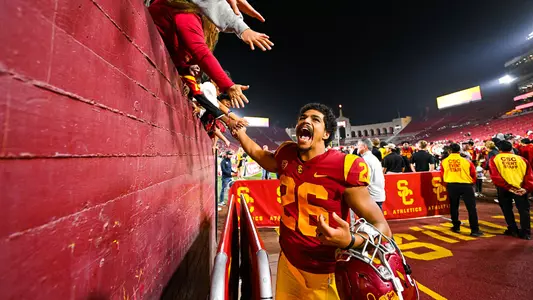 Travis Dye - USC Trojans Football