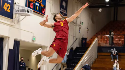Sam Kobrine jump serves