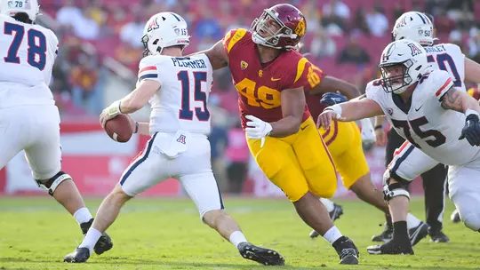 Tuli Tuipulotu - USC Trojans Football