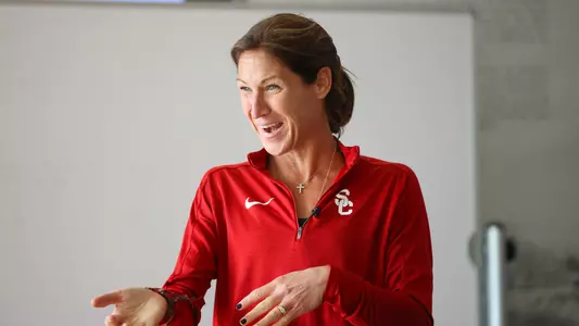 Lea Maurer - USC Trojans Swim and Dive