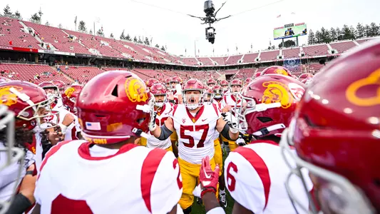 USC Trojans Football huddle