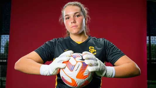 Hannah Dickinson - USC Women's Soccer