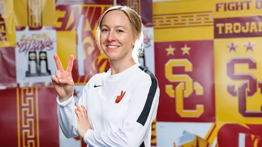 Jane Alukonis - USC Women's Soccer