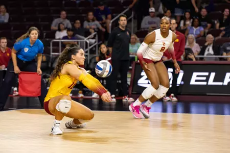 Gala Trubint passes serve